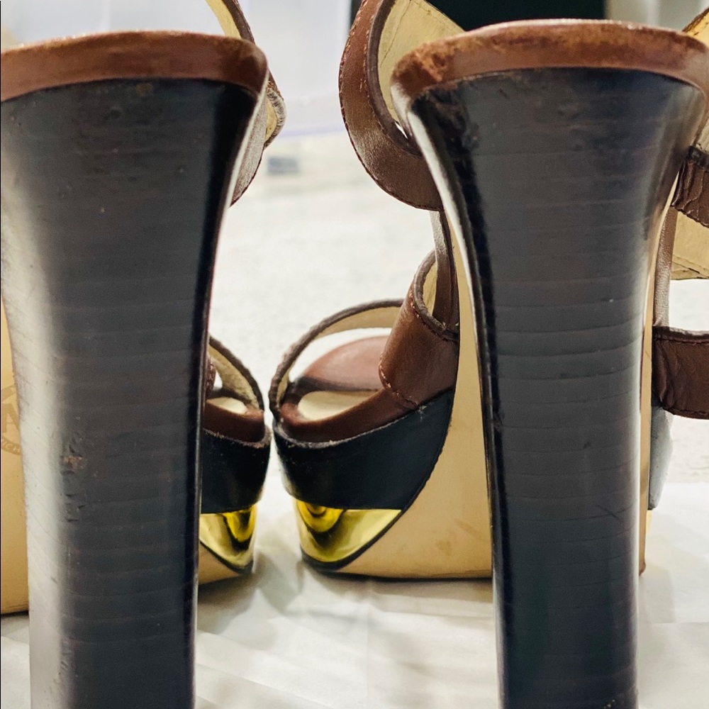 Shoes - Picture 3 of 4